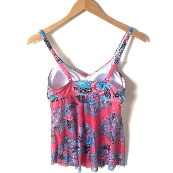 Croft & Barrow Floral Swim Tankini. Size 6 - Picture 6 of 8